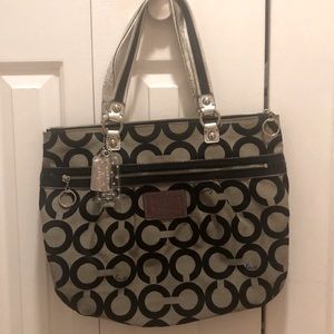 COACH Poppy Glam silver/black 15331 w/matching zippy wallet 44056